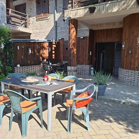 Mediterran Rezidencia Jobb Also Apartment Zamárdi