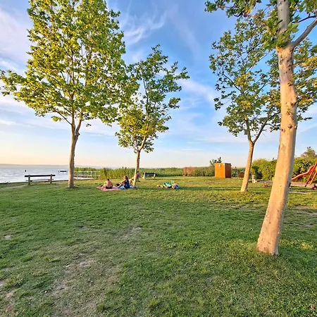 Apartamento Mediterrán Rezidencia Jobb Alsó Zamárdi